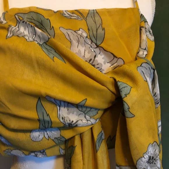 Crop top - Picture 3 of 7